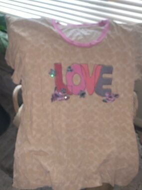 coach love t shirt
